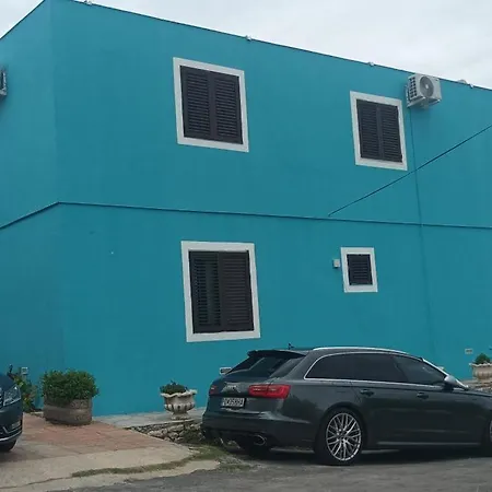 Apartment Andelka Pag Town