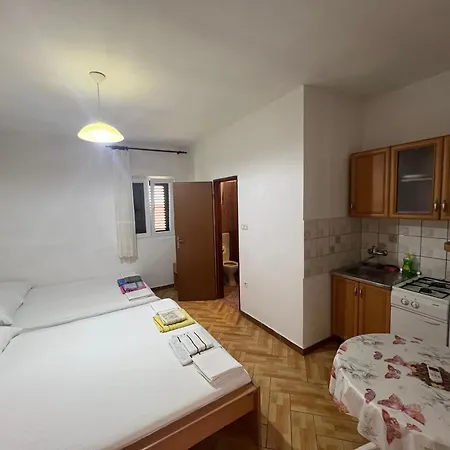 Apartment Andelka