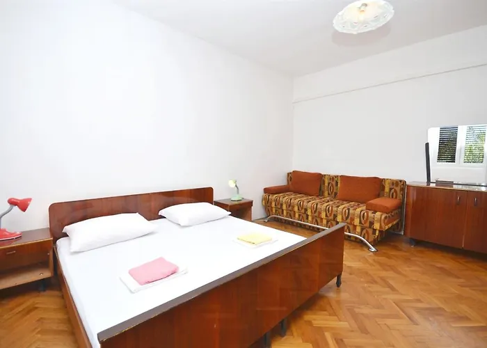 Andelka Apartment *